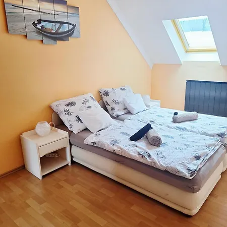 Sylvia Apartman Balatonalmádi