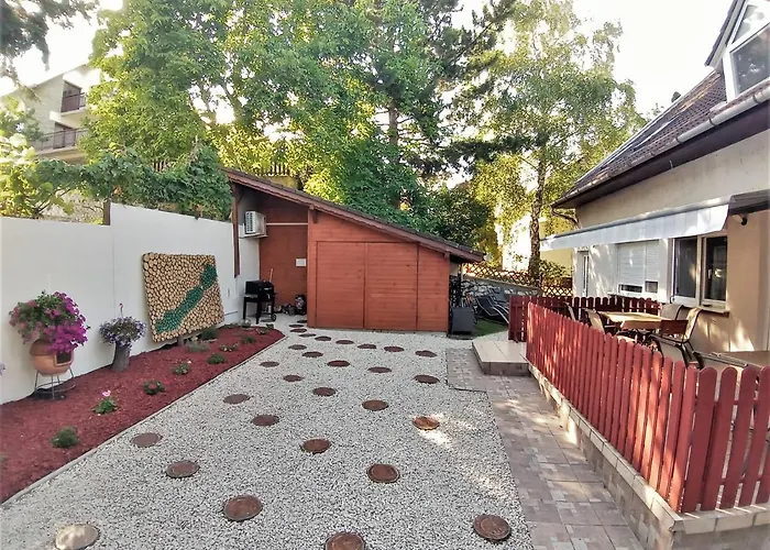 Sylvia Apartamento Balatonalmádi